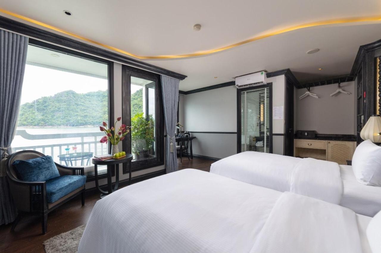 Madeline Cruises Hotel Ха Лонг Екстериор снимка